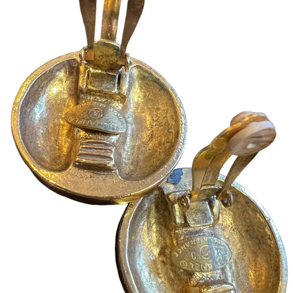 CHANEL Vintage 1988 CC Logos Button Motif Bijou Stone Earrings Clip-On 23 - Picture 5 of 7